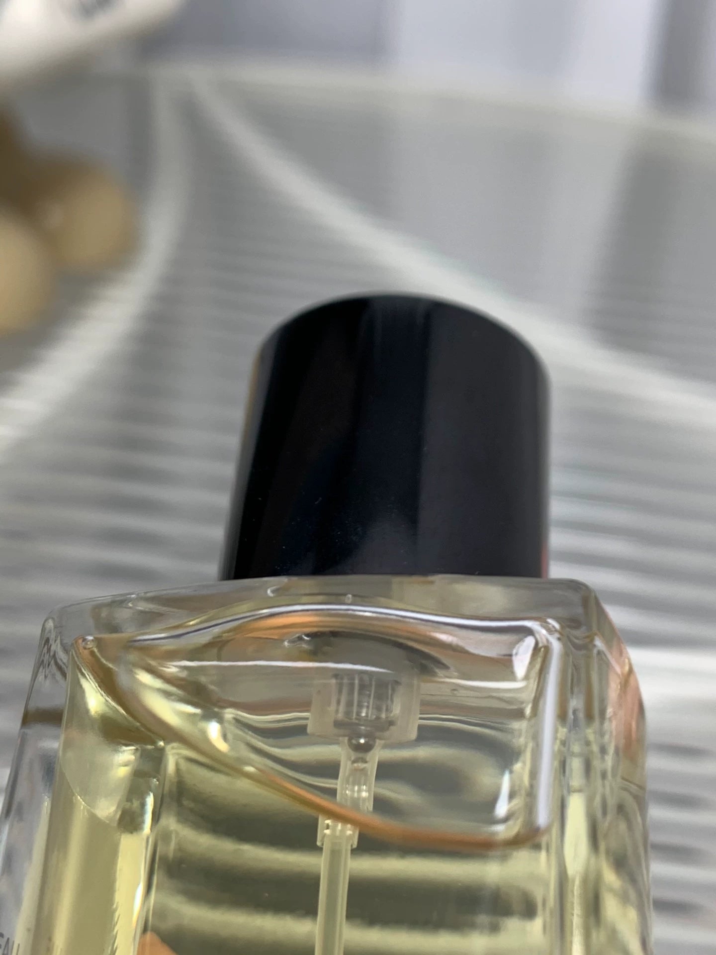 280726-17 Chanel Boxless Sycamore Shadowwood 75ml 2.5 oz