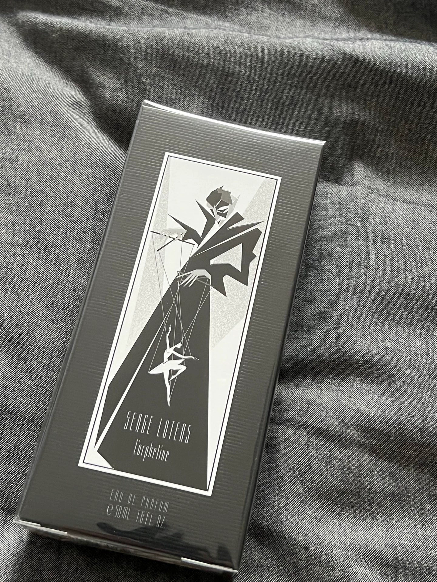 200926-120 Serge Lutens Noire EDP 50ml 1.7 oz