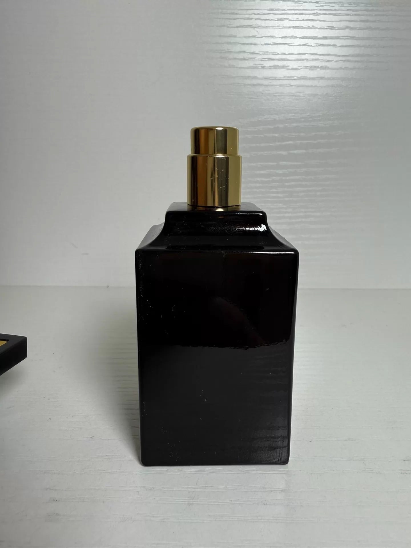 200526-150 TF tobacco leaf Perfume 50ml 1.7 oz