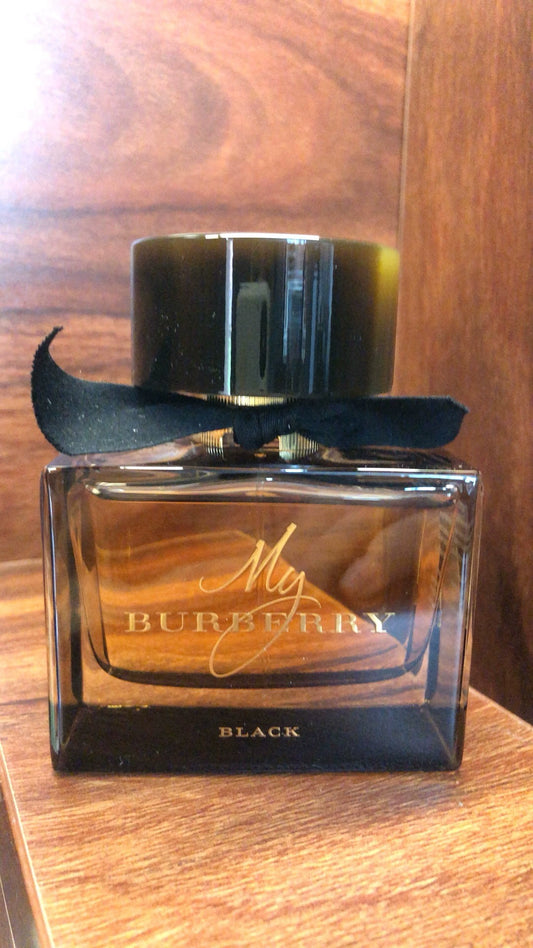 030526-22 Burberry Bla Essence 90ML 3 oz