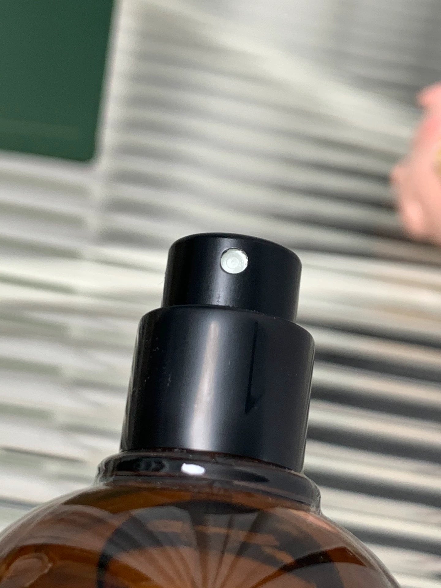 280726-107 Aesop There is box 50ml 1.7 oz