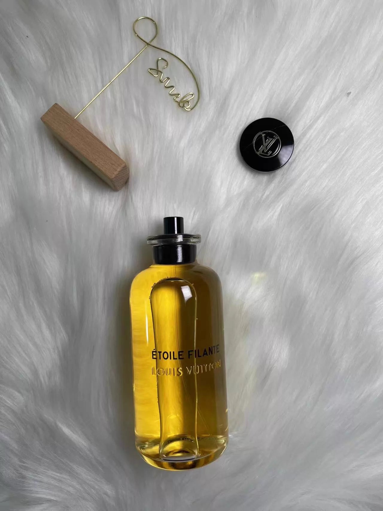 130326-25 lv Louis Vuitton Perfume 200ml  6.8oz