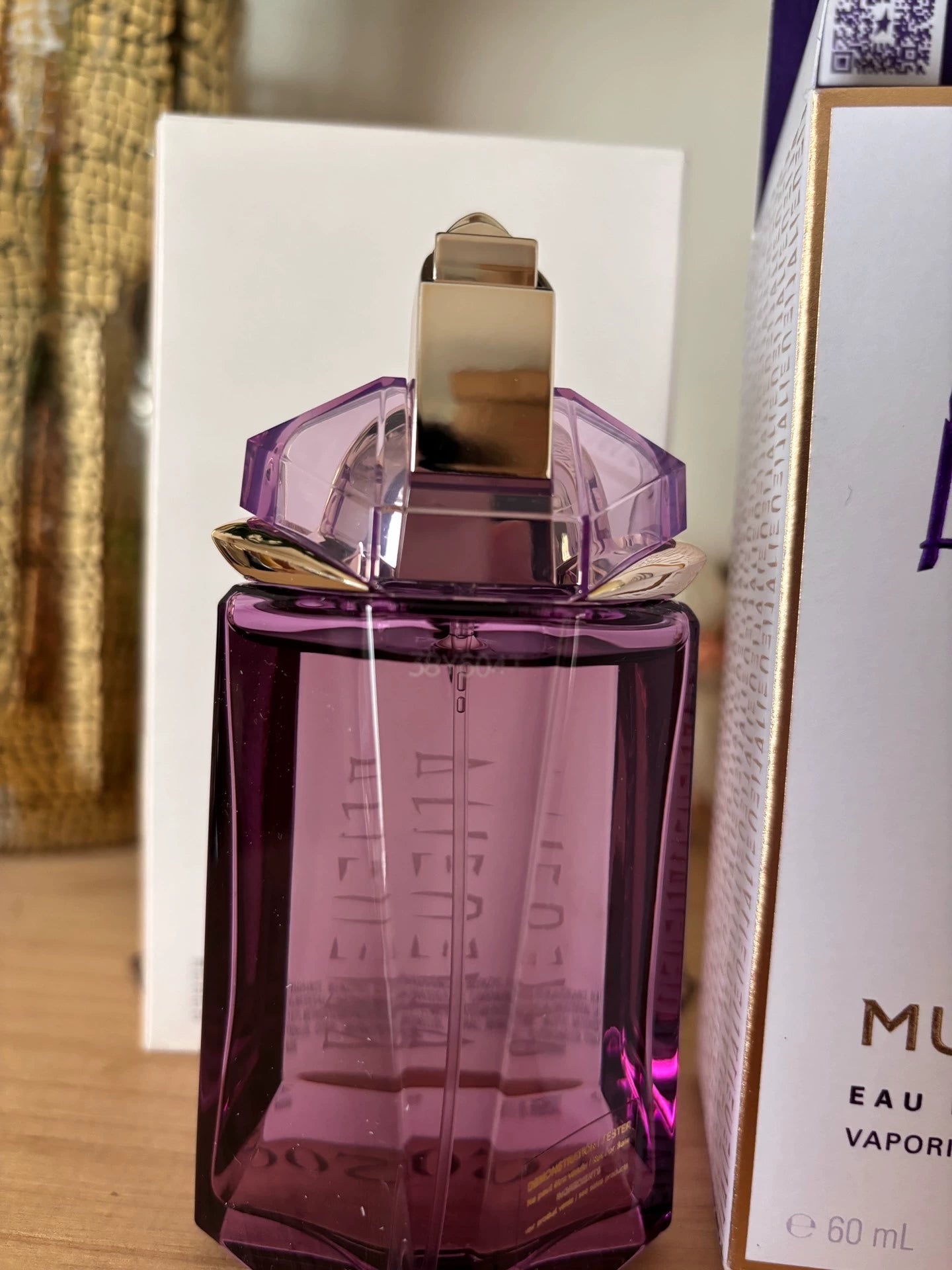 140126-37 Alien Mugler Eau de Toilette EDT 50ml 1.7oz