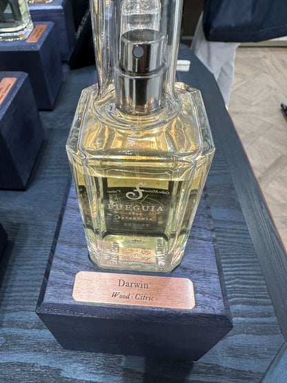 161026A-43 Fueguia 1833 Book wooden box Perfume