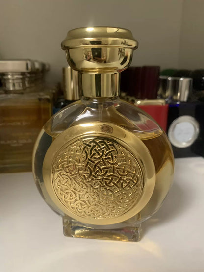 110826-193 bodicia naimo Perfume