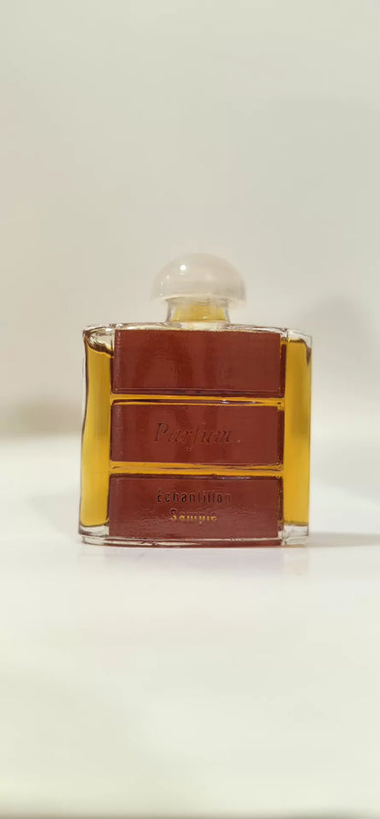 220826-372 YSL Saint Laurent Red