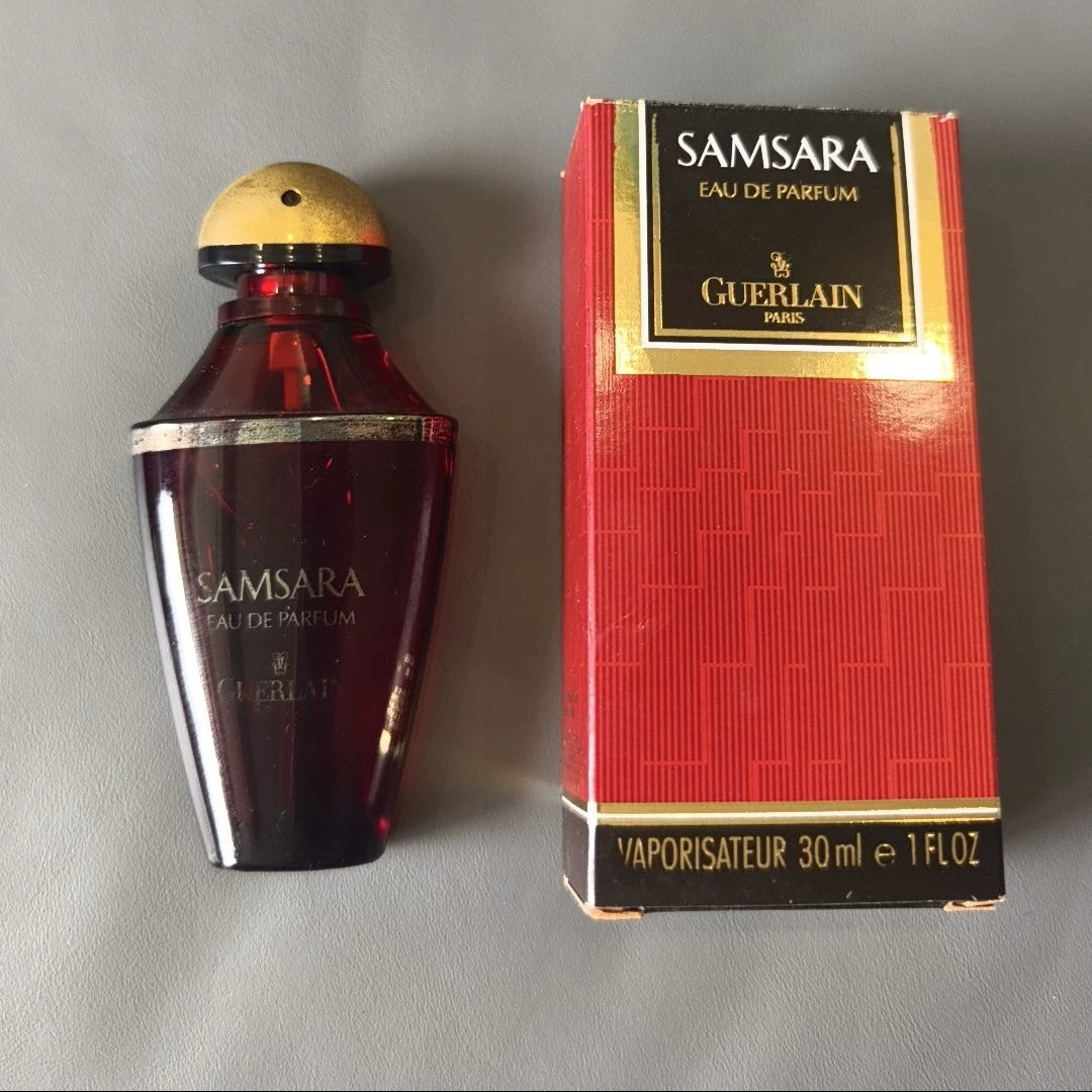 041026-18 Guerlain Santa Sarah Samsara EDP