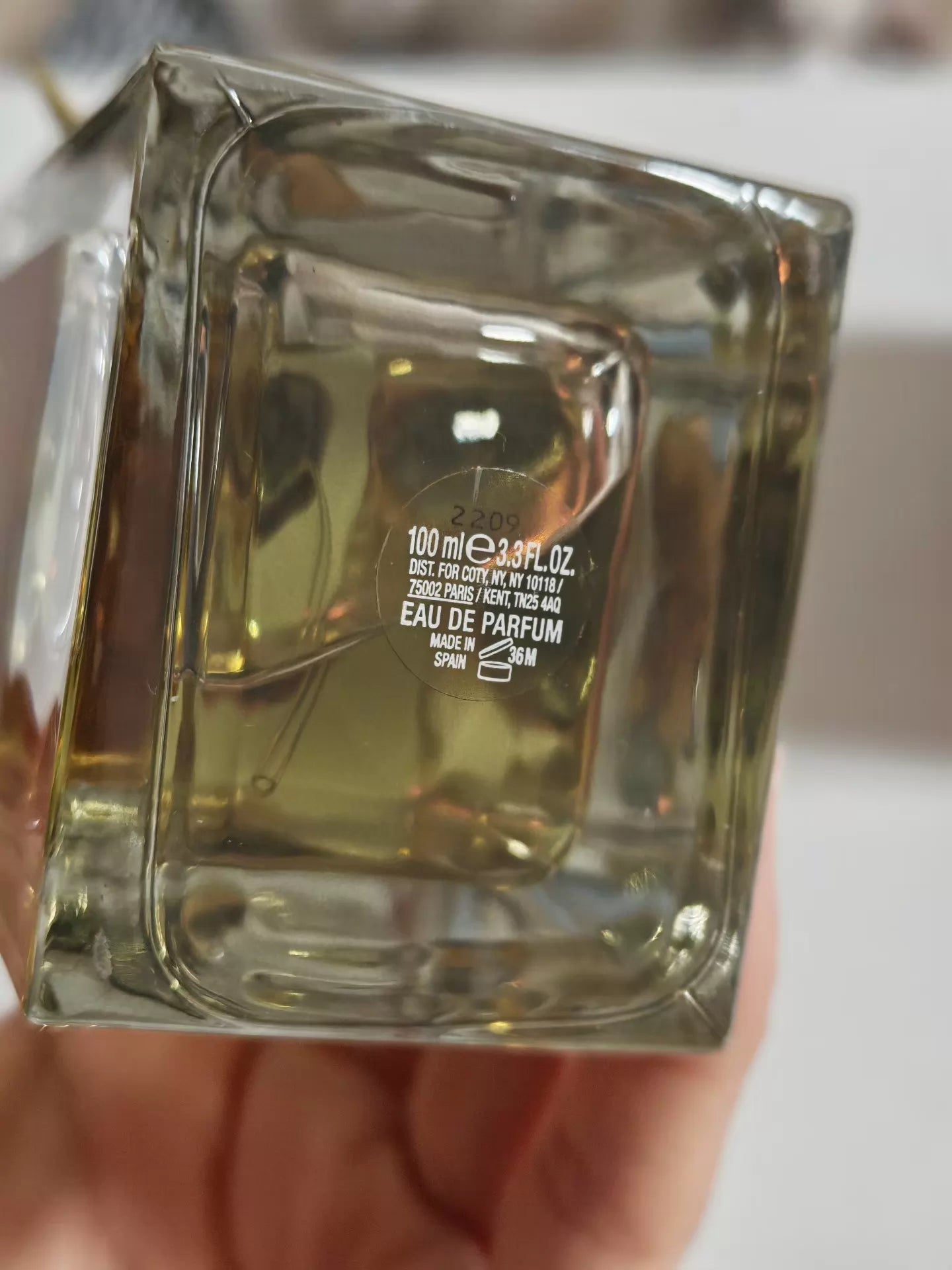 020426-194 Burberry Haute Couture Collection-Hawthorn Parfum 100ml 3.4 oz