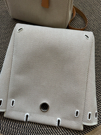 Jun25-bag-45 Auth Hermes Herbag PM 31 canvas Tote handbag shoulder bag
