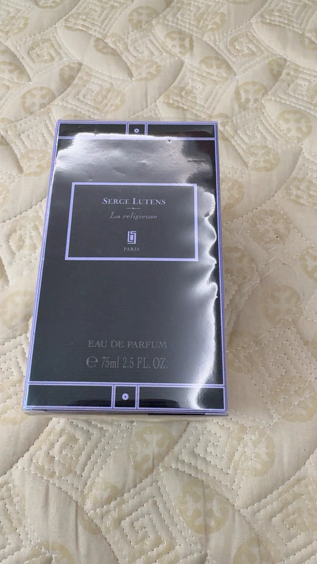 051026-lutens-11 Serge Lutens 1. Authentic Sister 75ml 2.5 oz