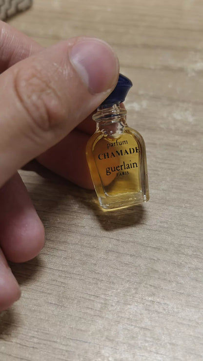 190426-94 Guerlain chamade drum 1ml 0 oz
