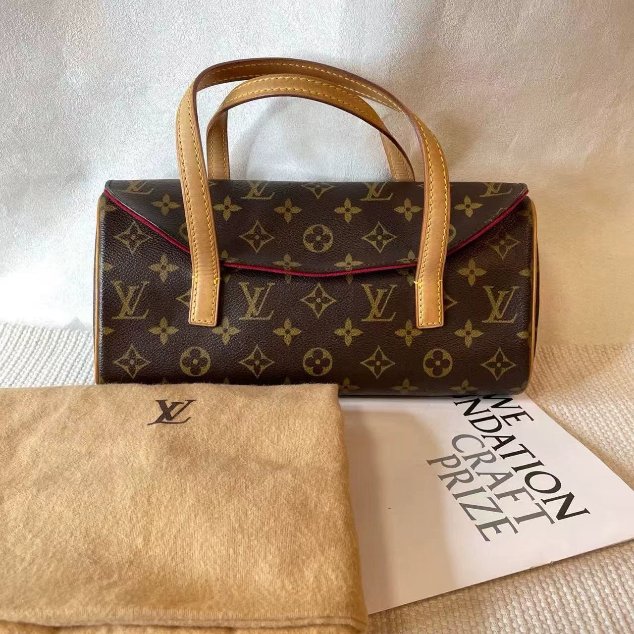 150626-bag-92 LV Sonatime presbyopia handbag