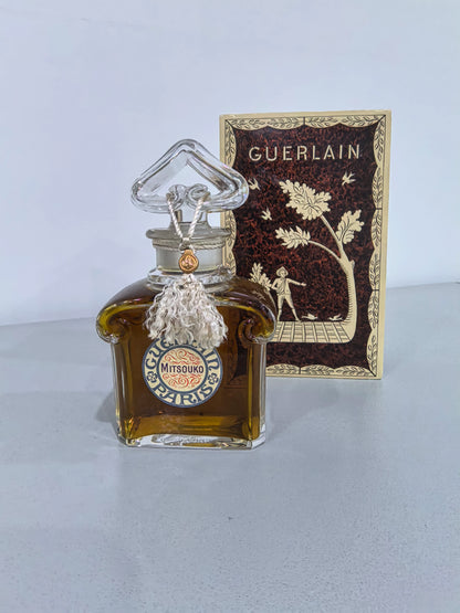 200826-38 Guerlain Madame Butterfly Essence 125ml 4.2 oz