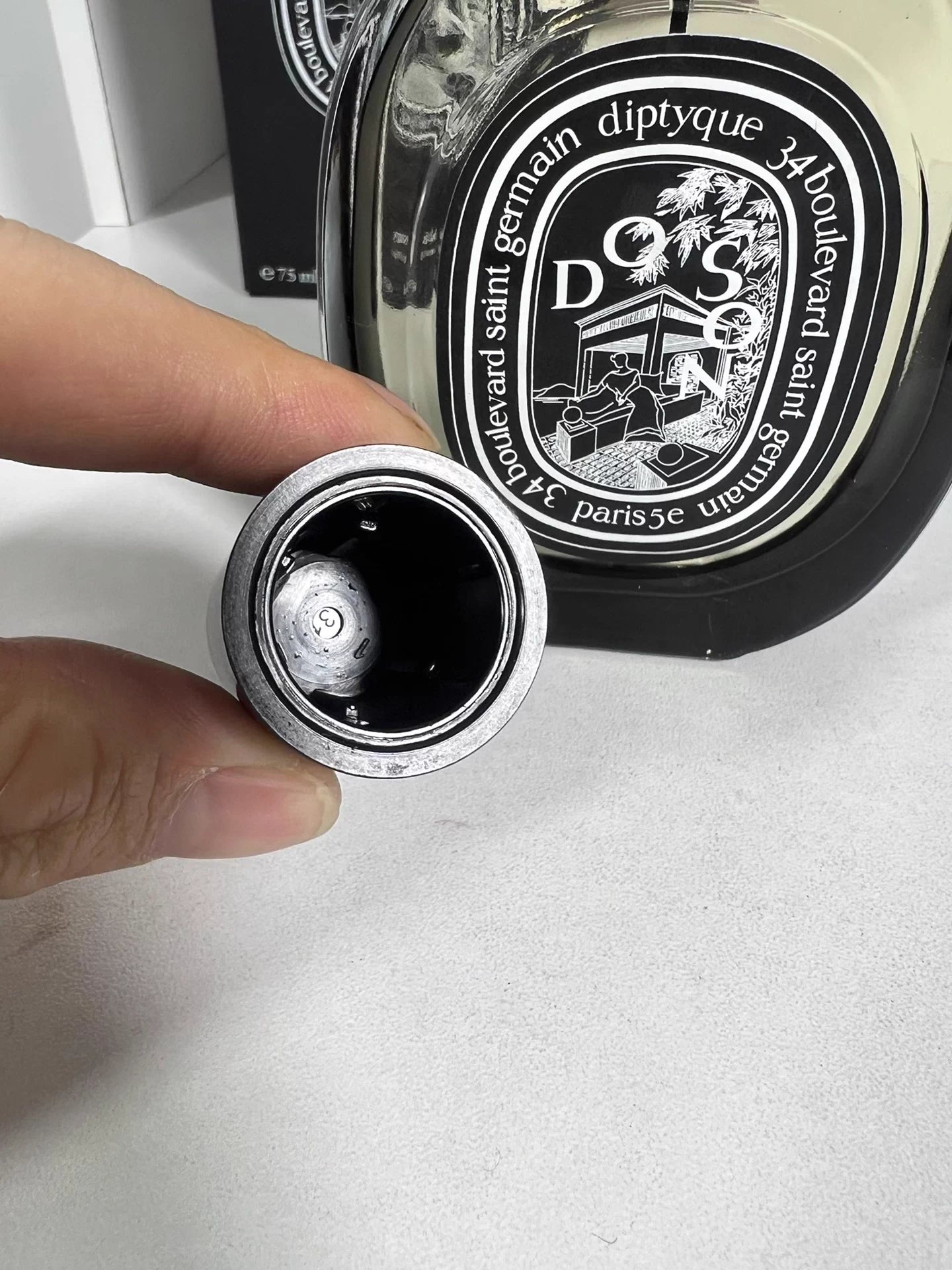 220226-10 Tipique Toussaint Tuberose 75ml 2.5 oz