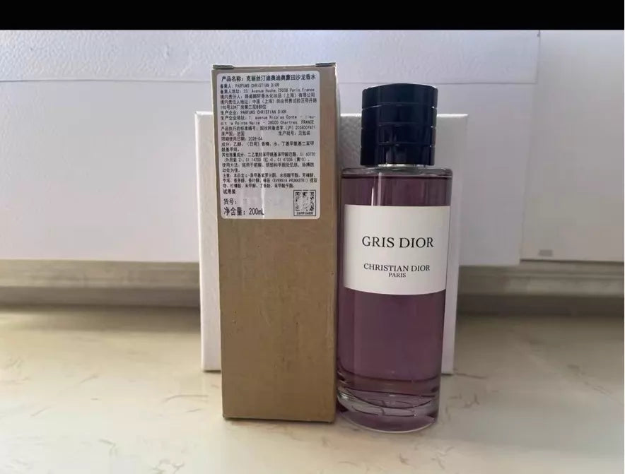 160526-16 Dior Montaigne Salon Simple Parfum 200ml 6.8 oz