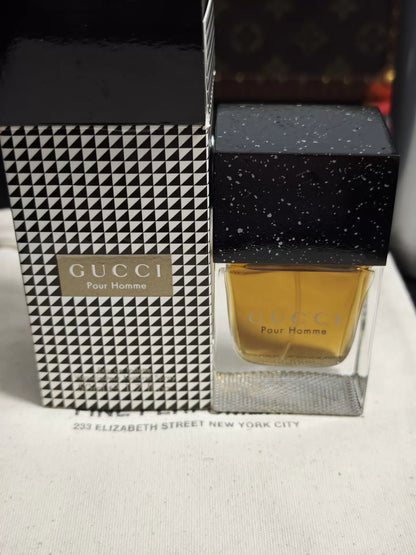 300926-63 Gucci Pour Homme EDT 50ml