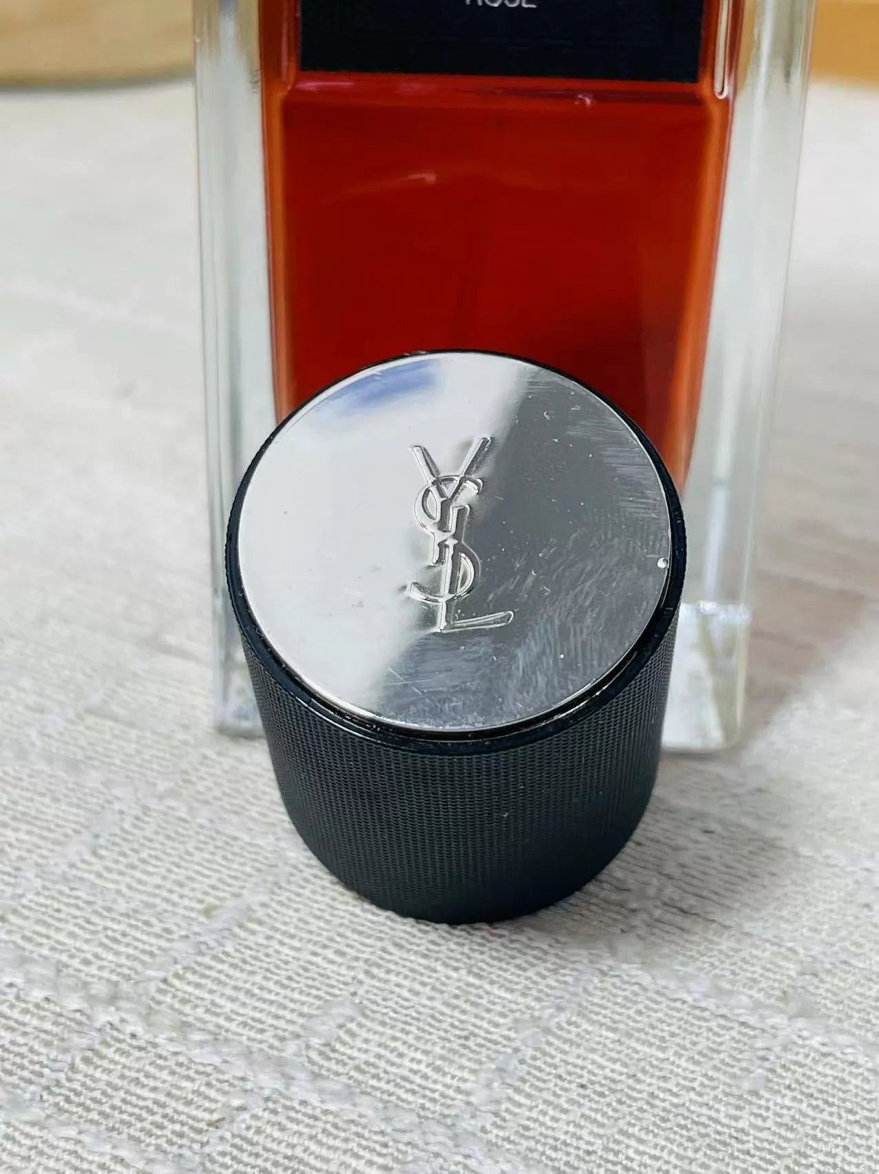 020326-12 Yves Saint Laurent red velvet No Perfume 125ml  4.2oz