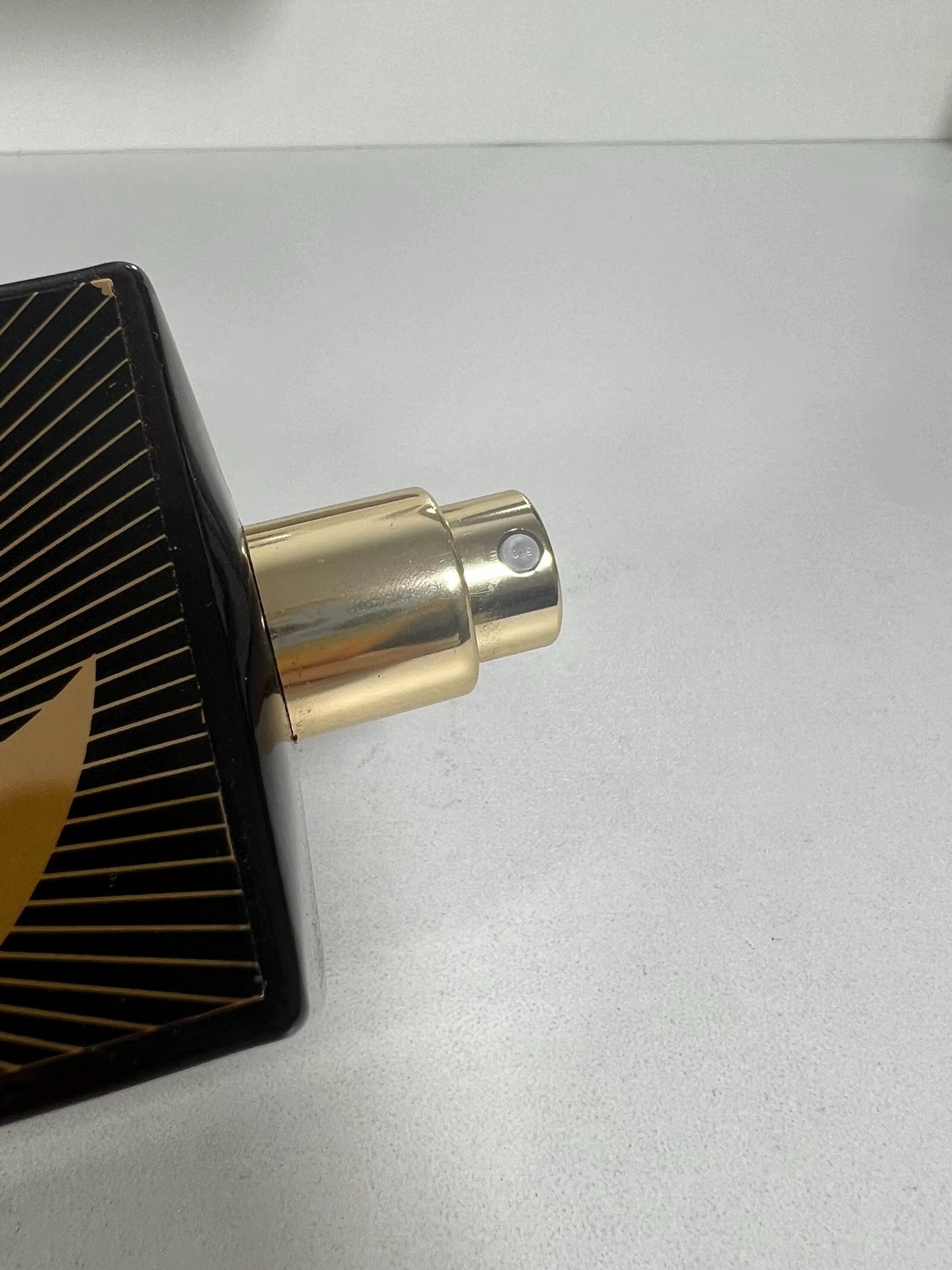 270726-66 memo Russian Leather Perfume 75ml 2.5 oz