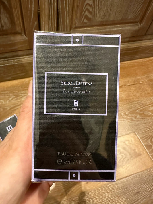171225-38 Serge Lutens Eau de Parfum EDP 75ml 2.5oz