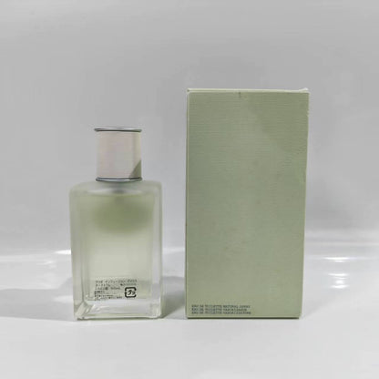 020926-86 Prada Iris