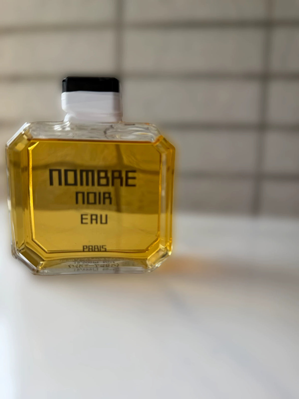 150926-252 Shiseido Nombre Noir 60ml EDP