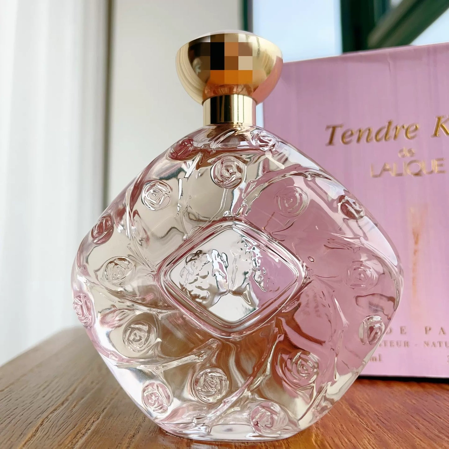 090826-9 Lalique kiss Perfume