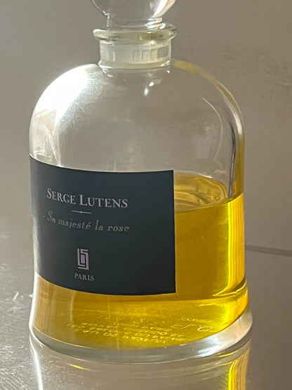 121225-69 Serge Lutens Eau de Parfum EDP 75ml 2.5oz