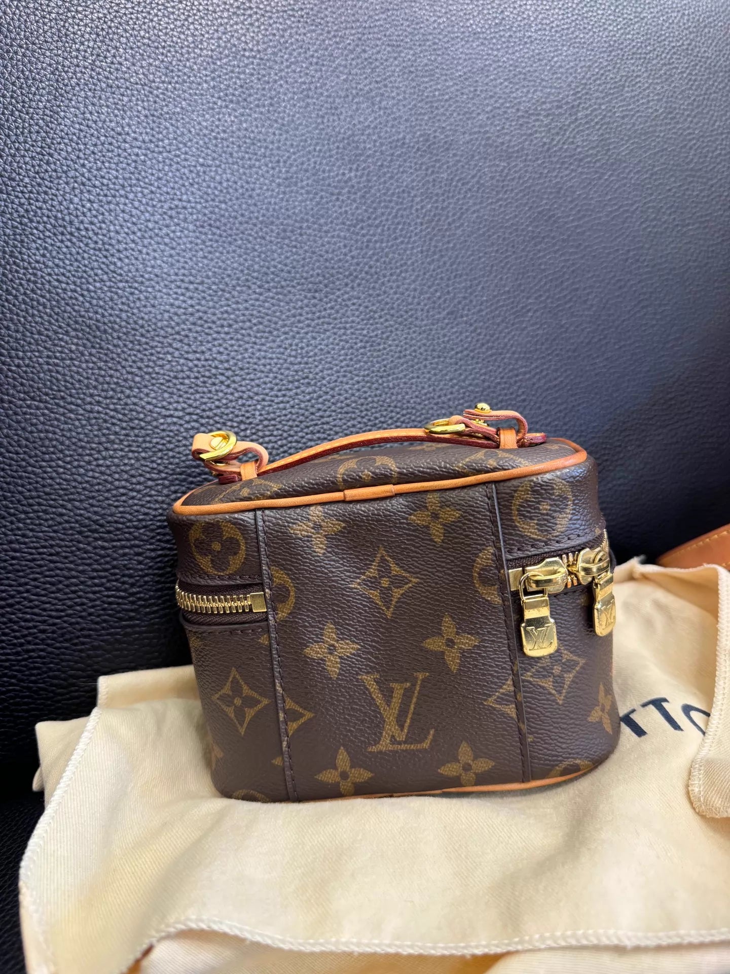 150626-bag-39 Louis Vuitton new LV nice cosmetic box