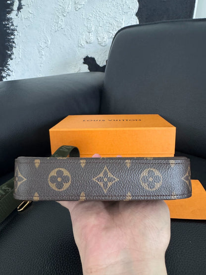 150626-bag-64 Louis Vuitton LV Multi Pochette handbag