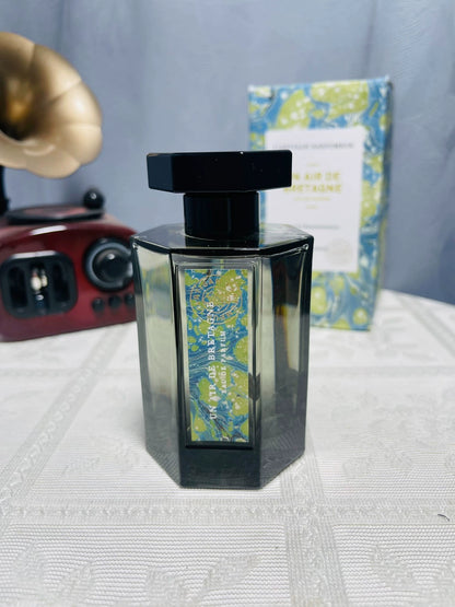 130326-63 Artisan Breton Air 100ml  3.4oz