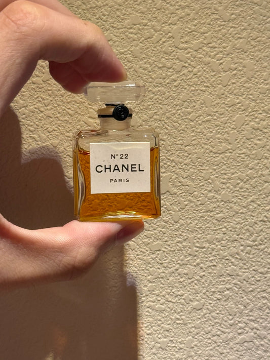 030625-51 Chanel No 22 7.5ml 0.25 oz Parfum Perfume
