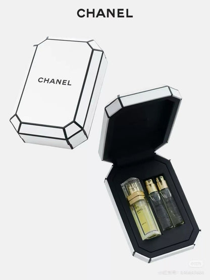 200926-103 Chanel Concentrate Collection Parfum
