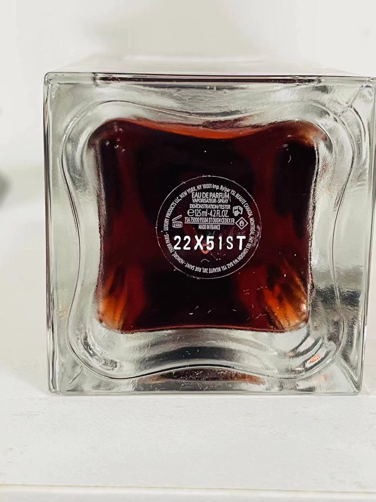 260526-123 Yves Saint Laurent Red Velvet 125ml 4.2 oz