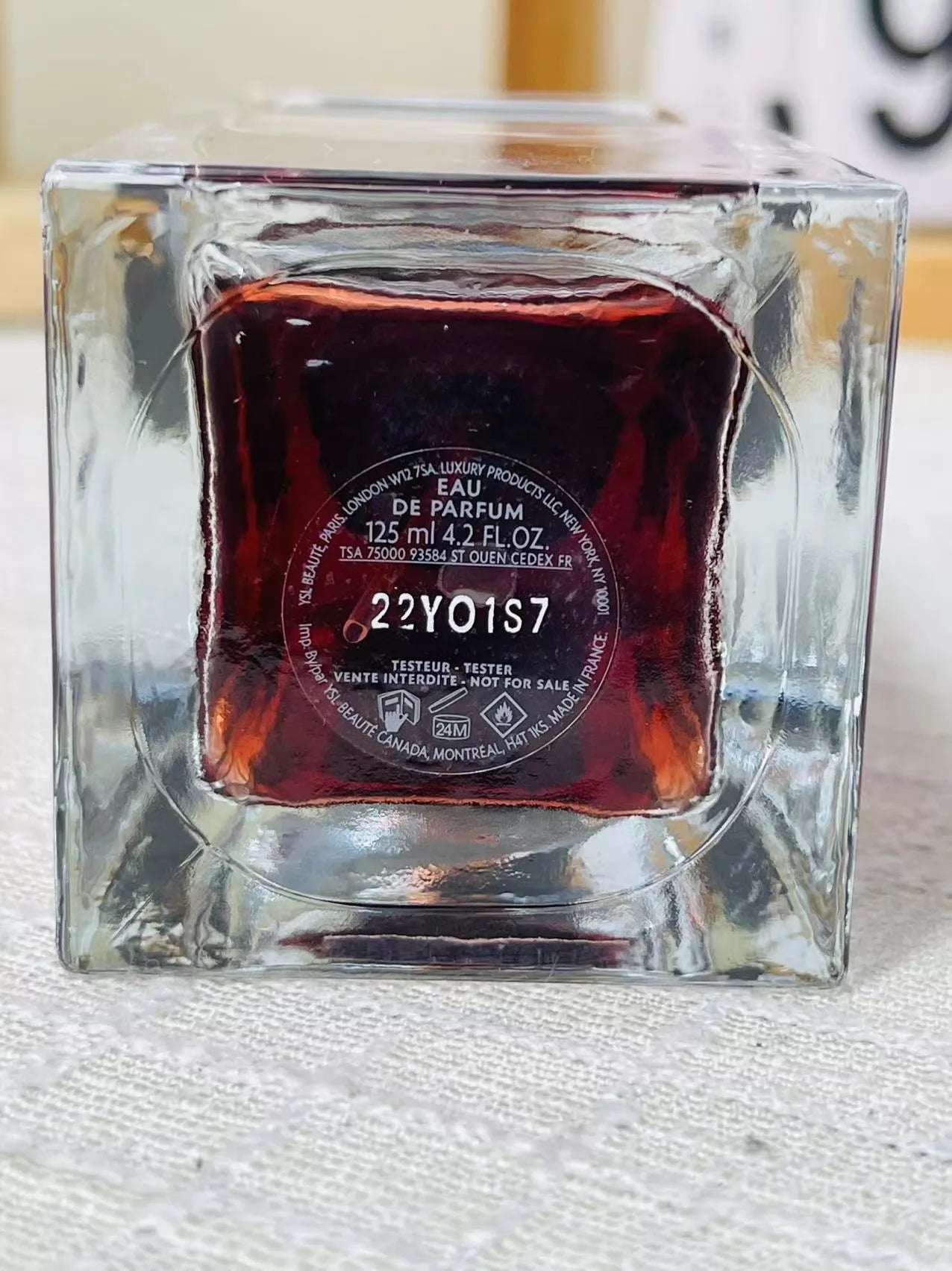 020326-12 Yves Saint Laurent red velvet No Perfume 125ml  4.2oz