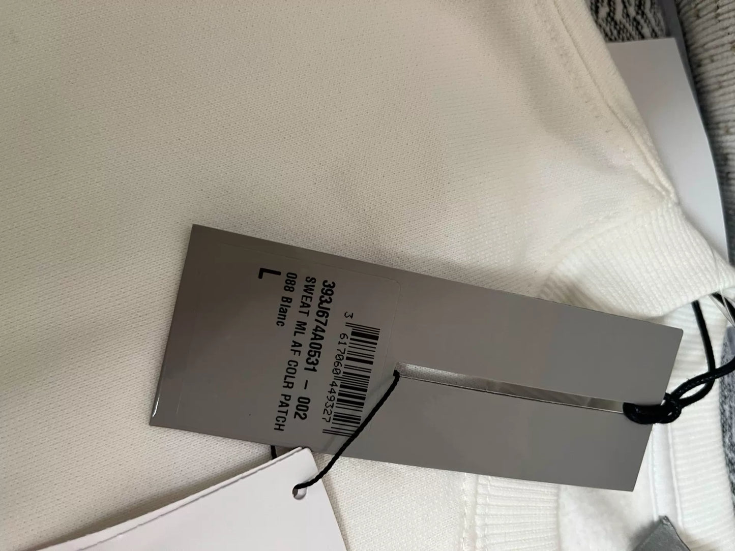 030926-74 Dior Men White Round