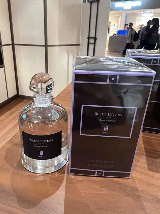 121225-58 Serge Lutens Eau de Parfum EDP 75ml 2.5oz