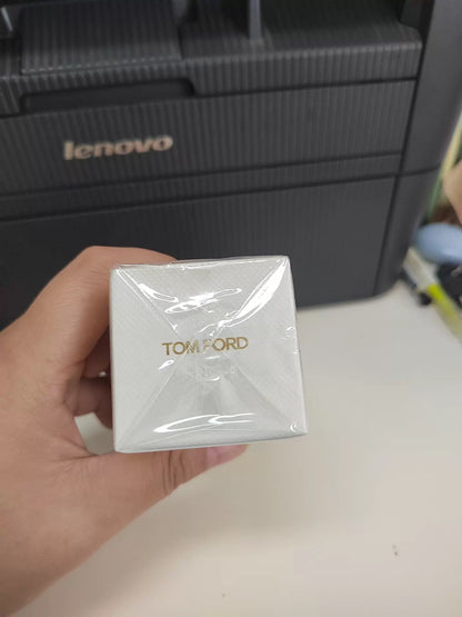 010926-122 Tom Ford Gilt Amber Hot EDP 50ml 1.7 oz