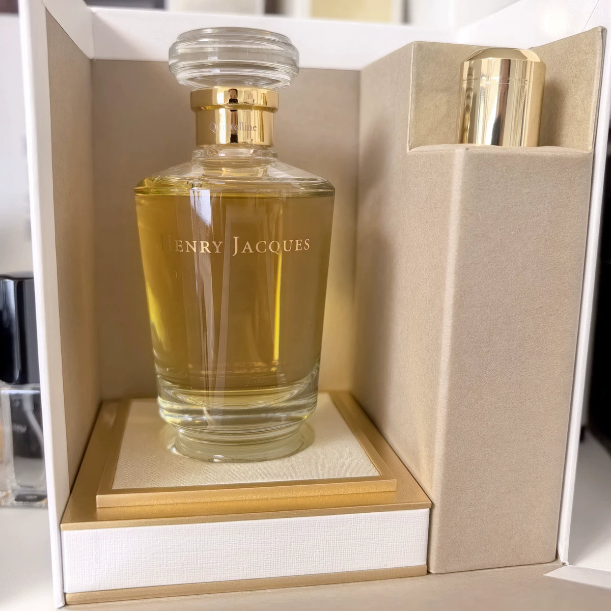 091026-37 Henry Jacques Quintelline spray Perfume 75ml 2.5 oz