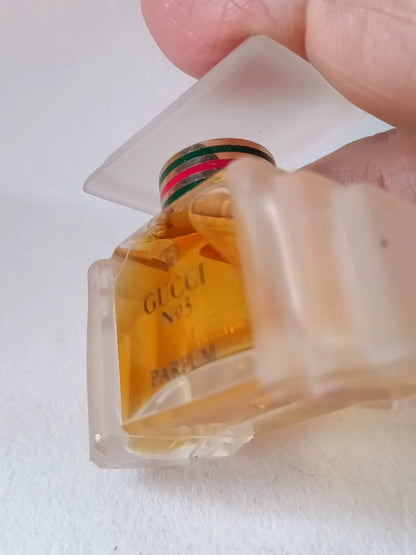 190526-52 Gucci No. 7. 5ml 0.2 oz