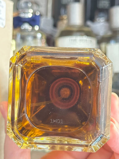 071026-60 Guerlain Armenian Wood