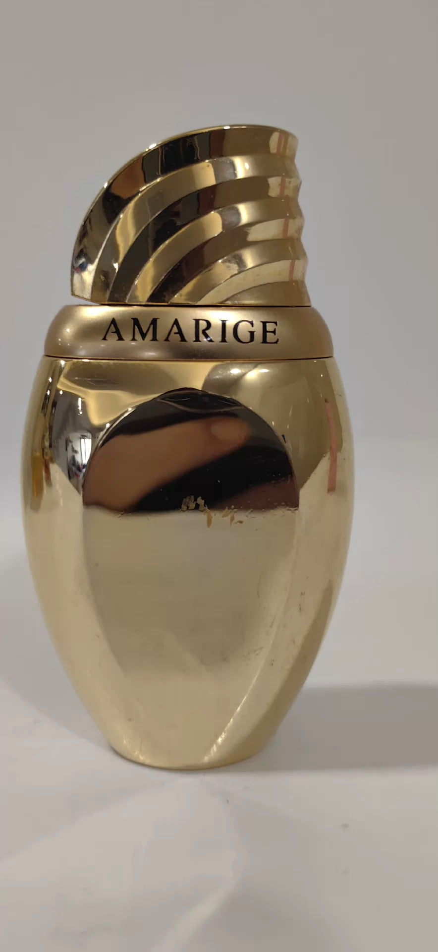 220826-190 Givenchy AMARIGE gold bottle 7ml 0.2 oz