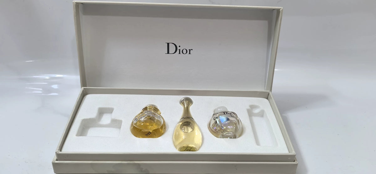 220826-93 Dior set box Yu