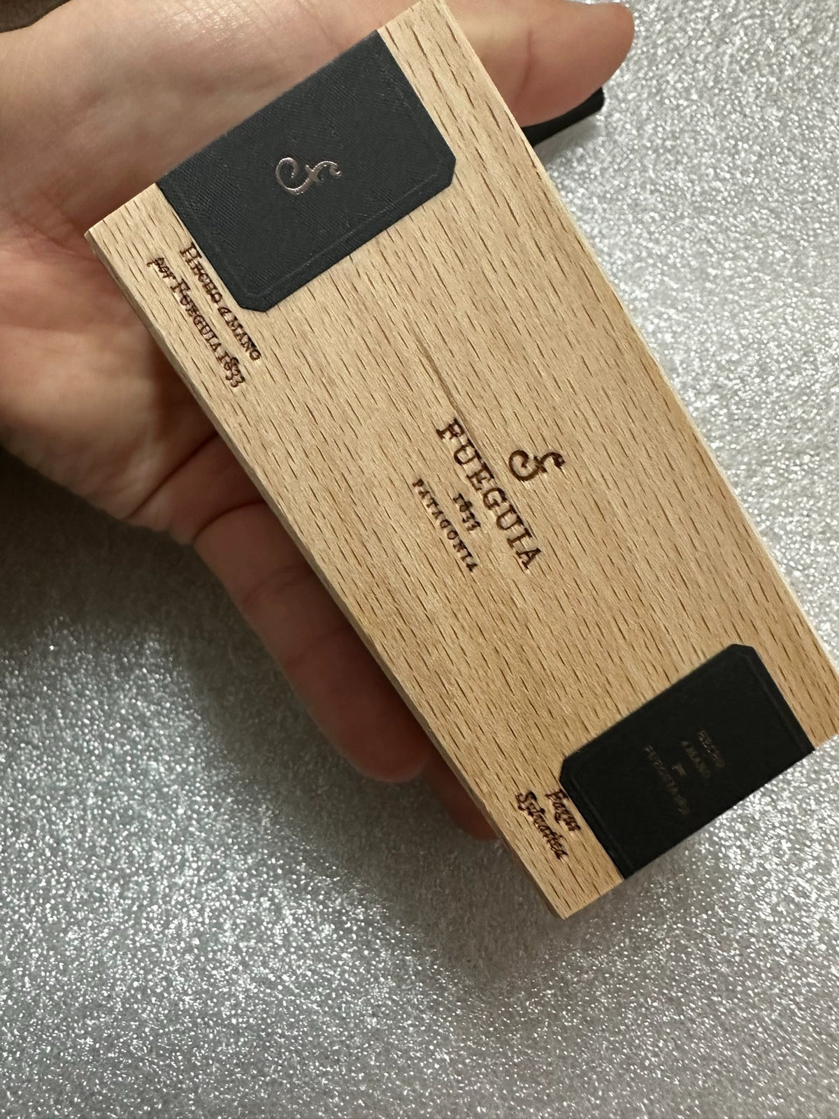161026A-43 Fueguia 1833 Book wooden box Perfume