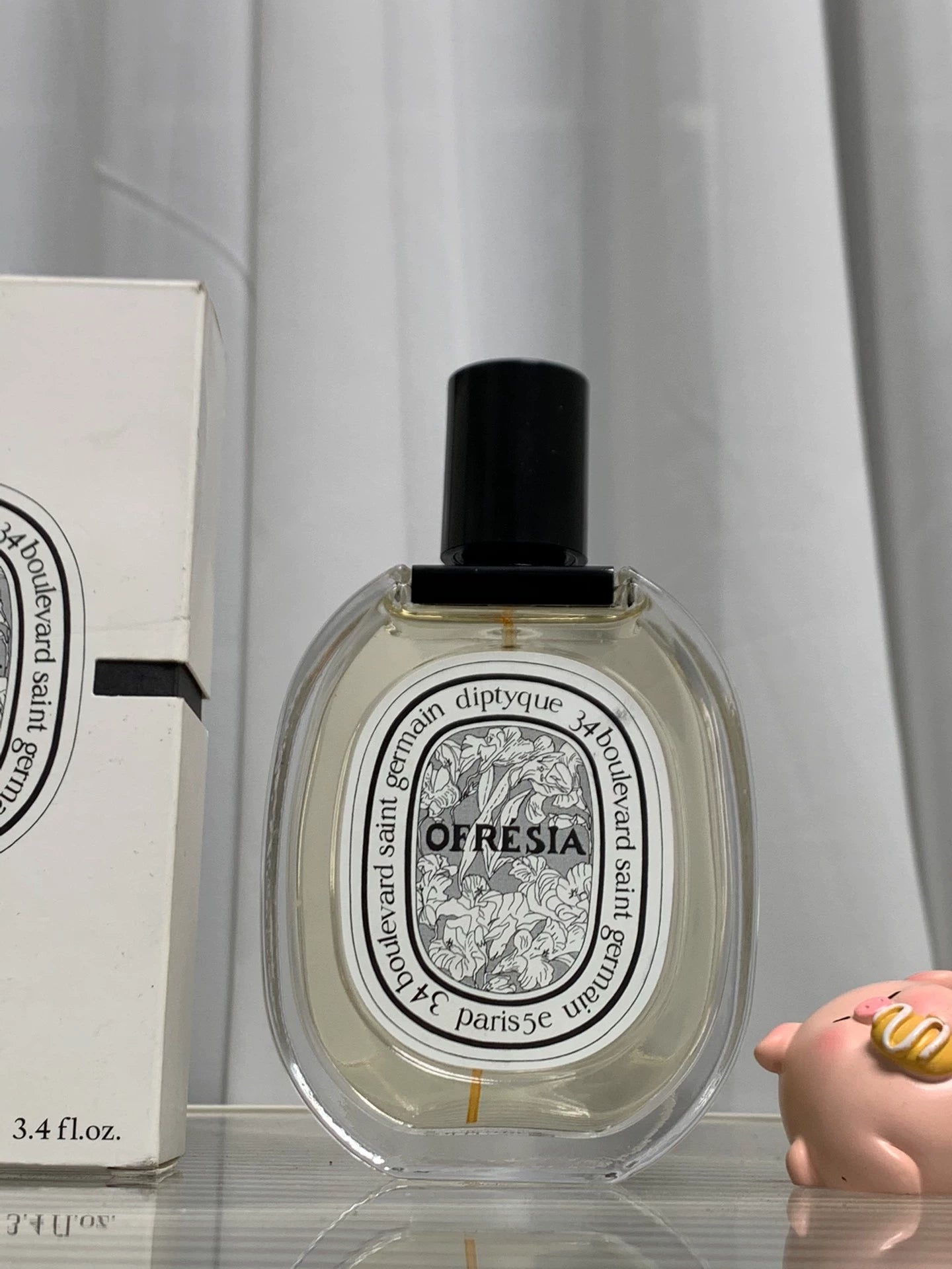 280726-70 There is box 100ml 3.4 oz