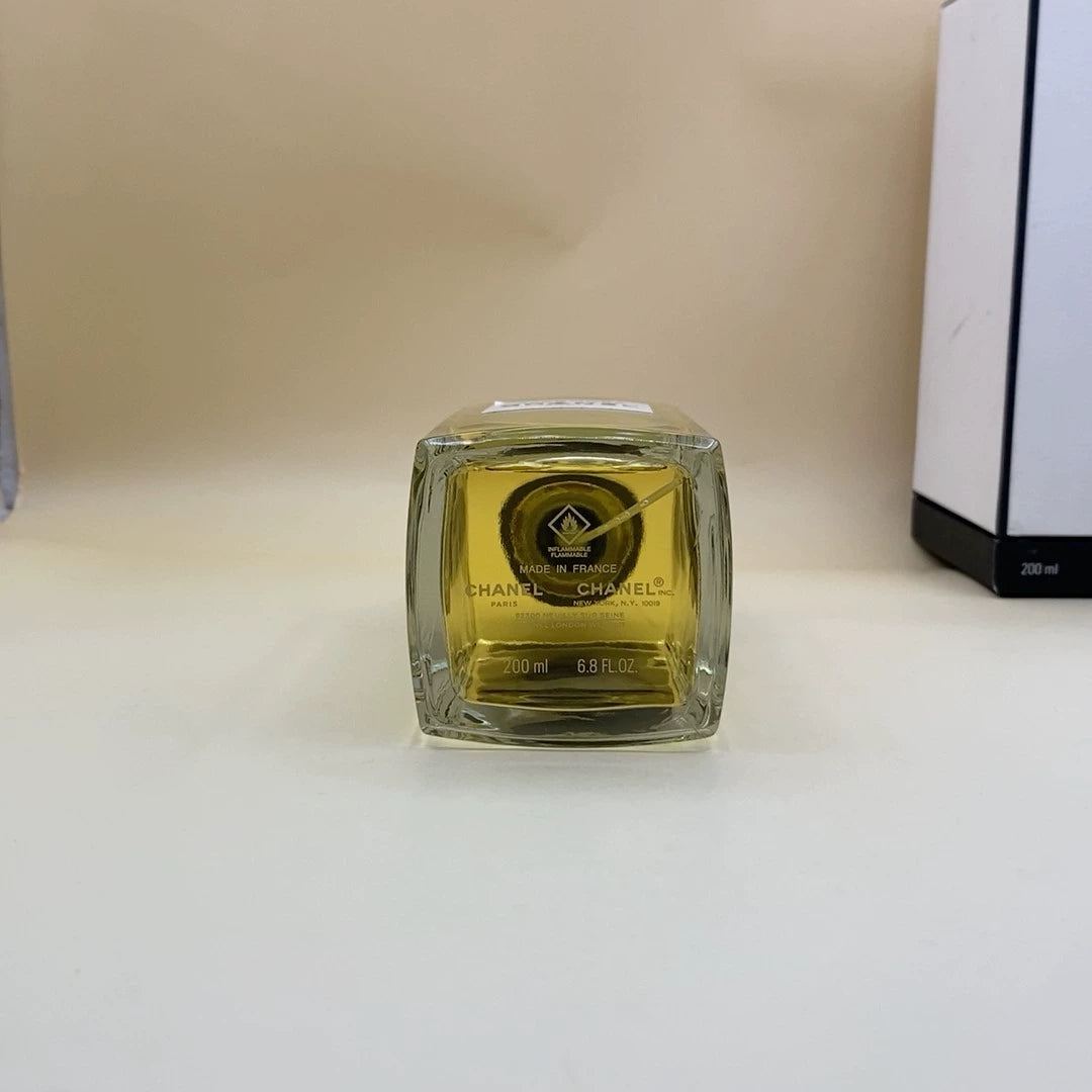 290326-5 Chanel Wutong shadow wood Perfume 200ml