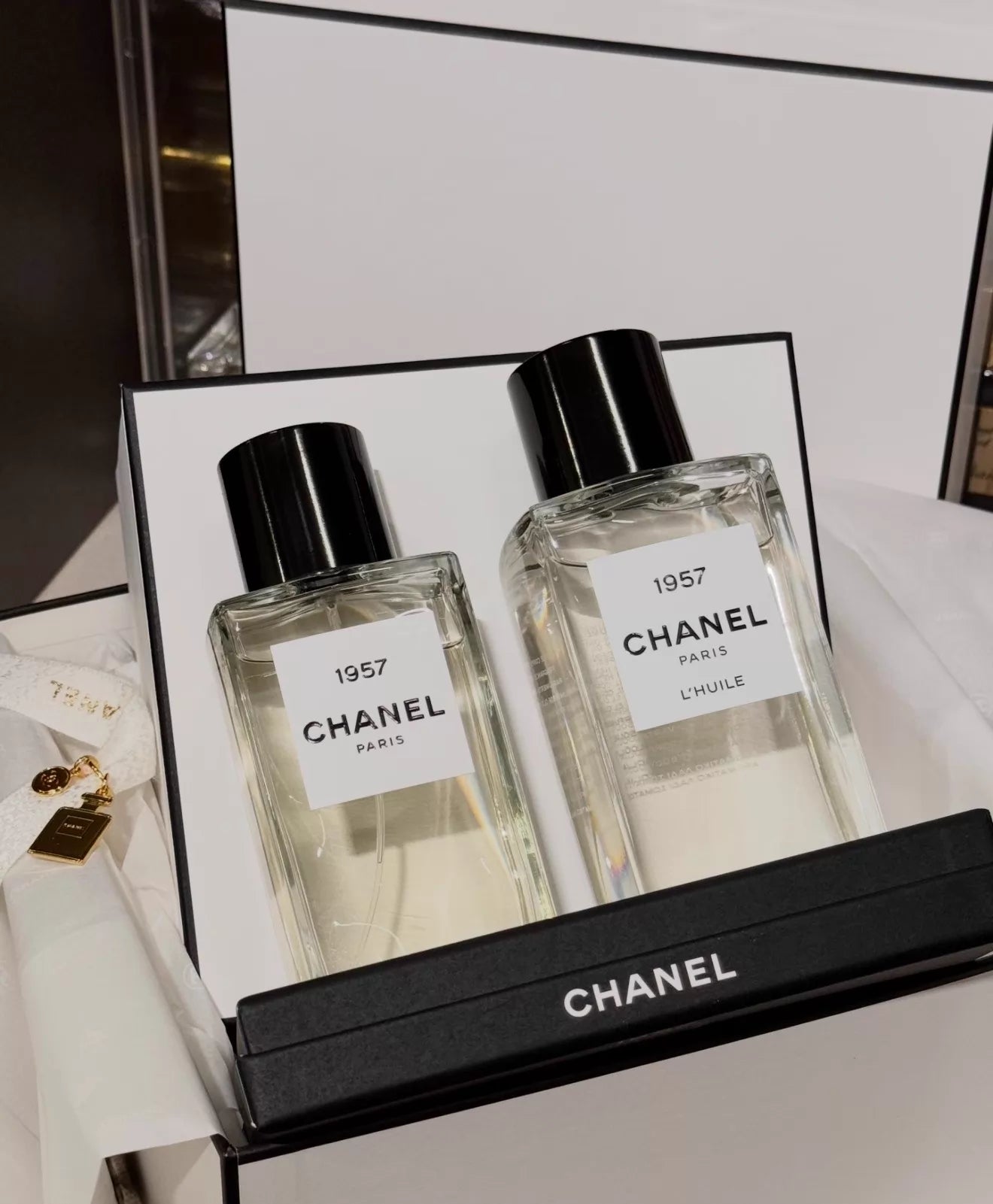 100626-19 Chanel body oil gift Perfume 250ml 200ml