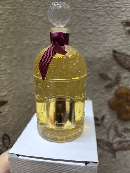 050926-67 Heb Parfum