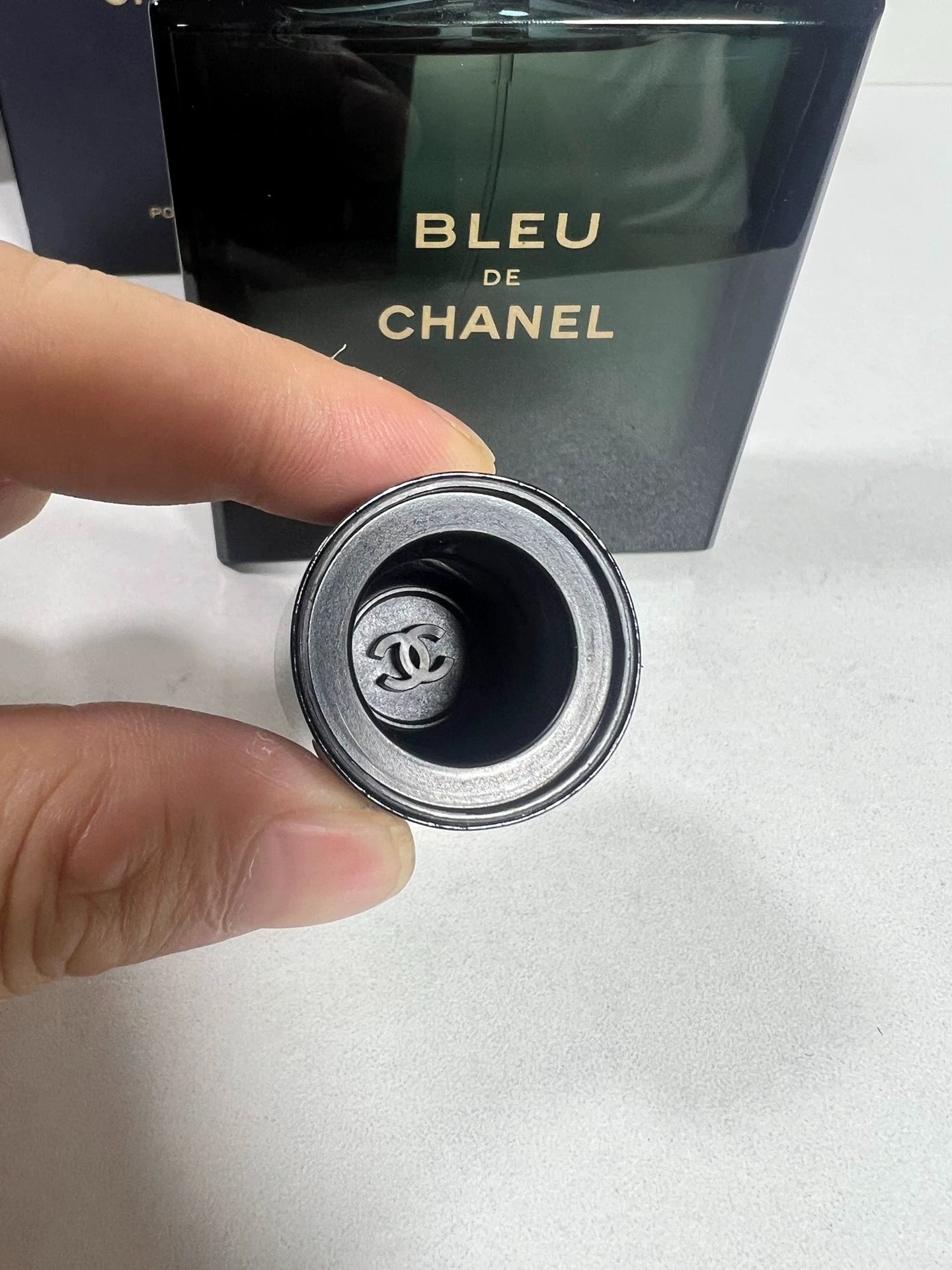 270726-120 Chanel Azure comes with Perfume 100ml 3.4 oz