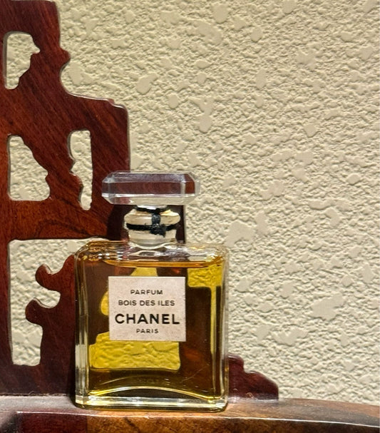 090525-35 Chanel Bois des Îles Parfum Perfume 8ml 0.2oz