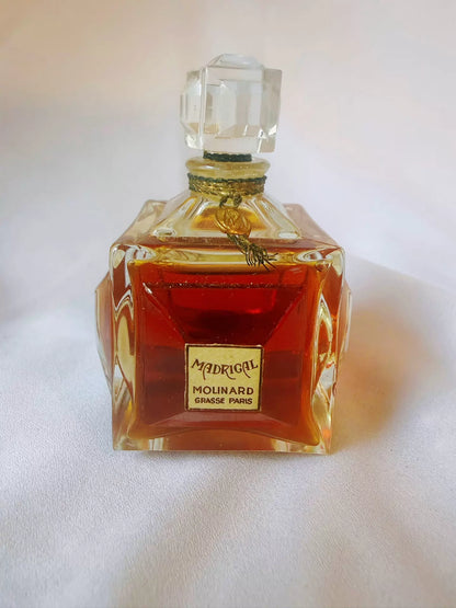 081026-68 Molinard Madrigal Pastoral Parfum